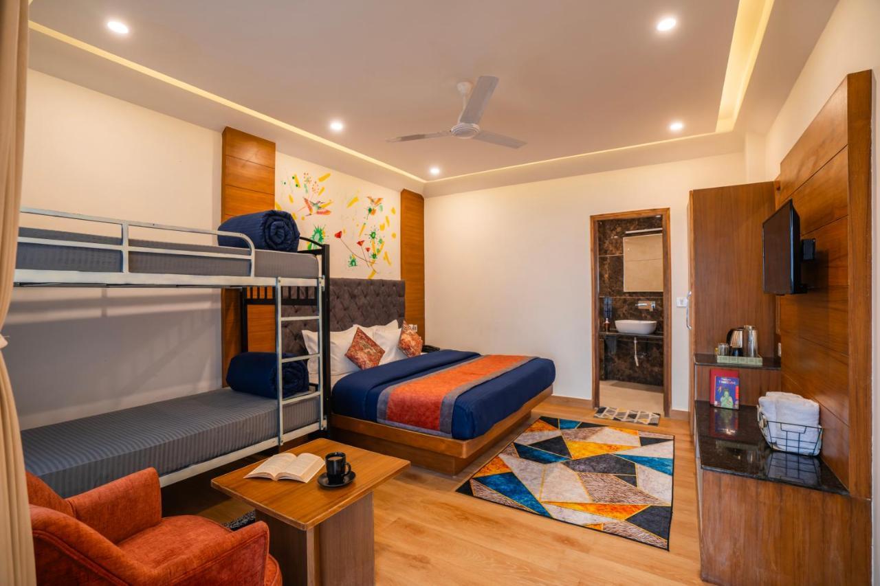 Shalom Backpackers Mussoorie Hostel Bagian luar foto