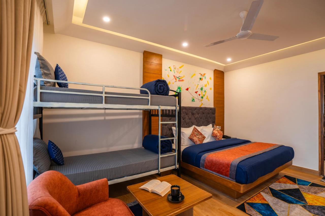 Shalom Backpackers Mussoorie Hostel Bagian luar foto